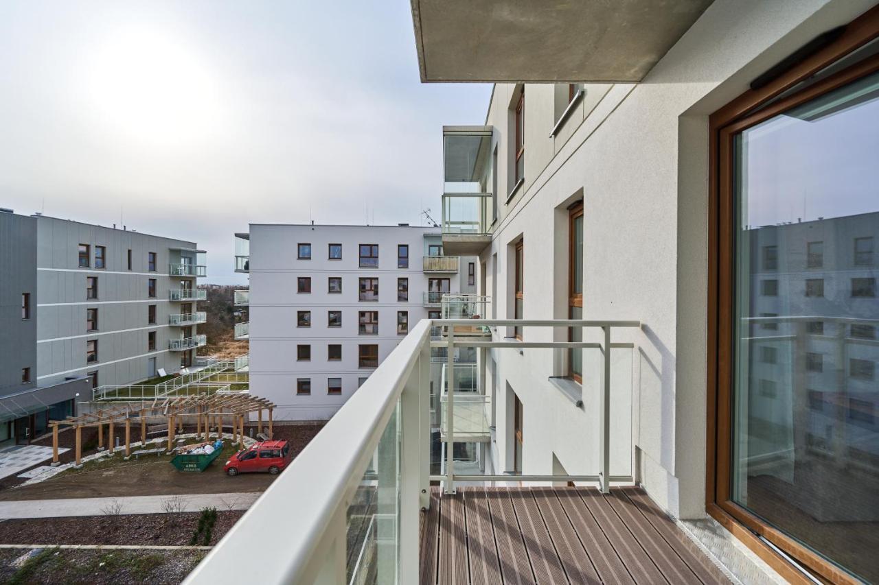 Apartment Wichrowa With Free Garage Wroclaw By Noclegi Renters 外观 照片