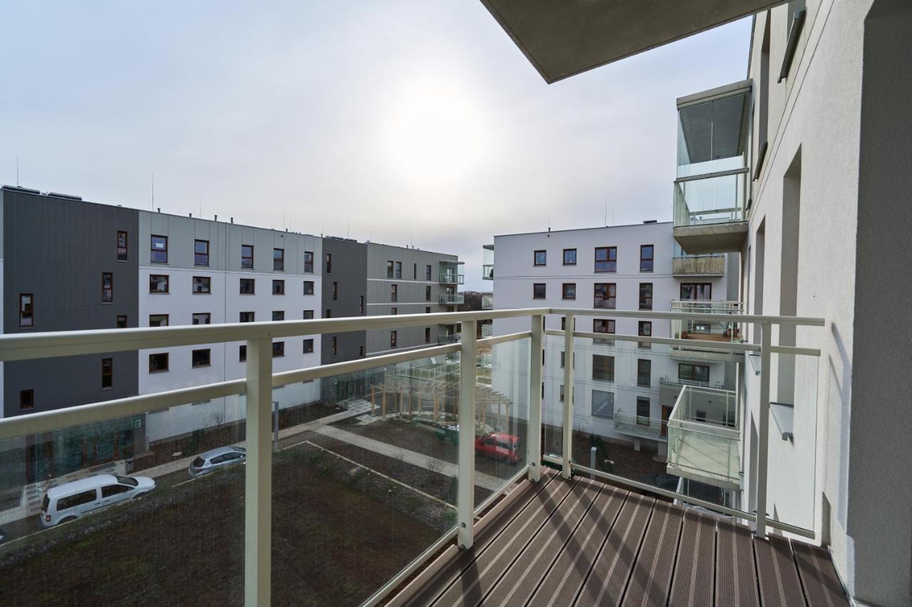 Apartment Wichrowa With Free Garage Wroclaw By Noclegi Renters 外观 照片